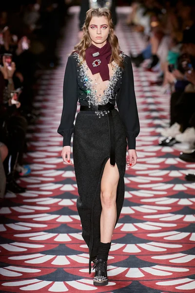 Look 62